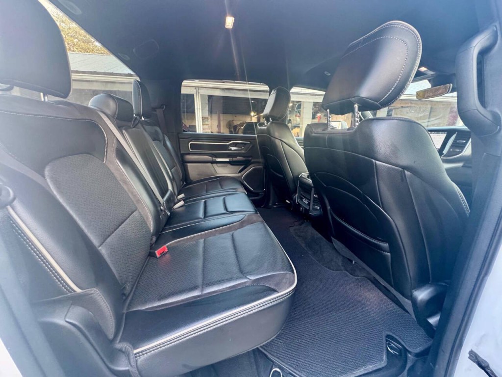 2024 RAM 1500 Image 16