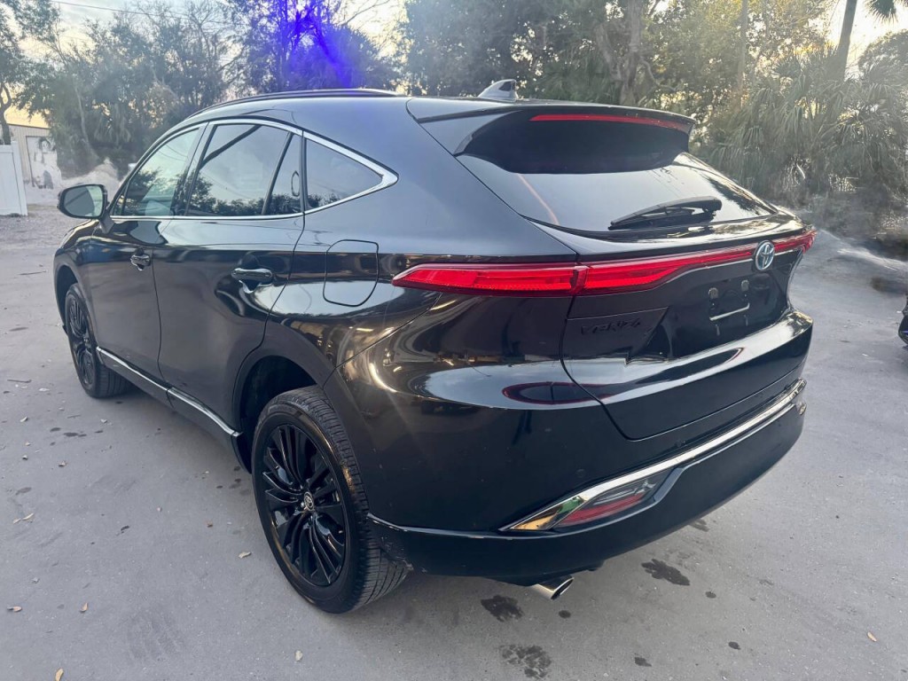 2024 Toyota Venza Image 5