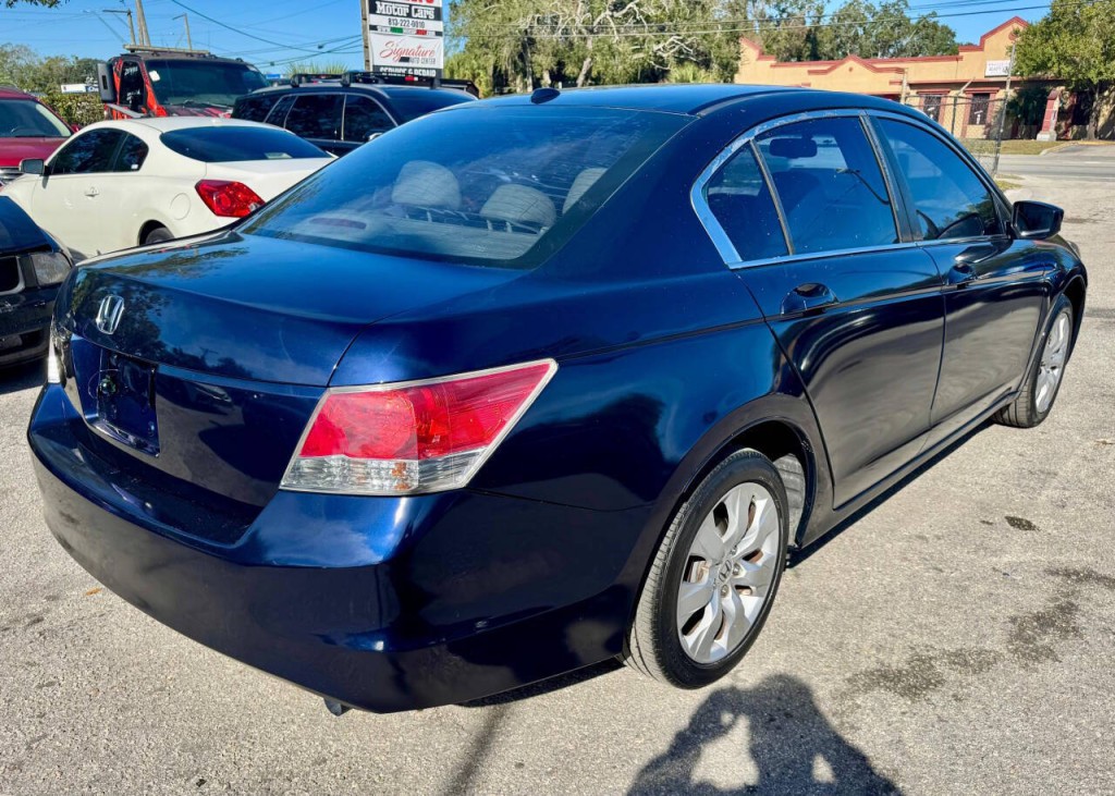 2009 Honda Accord Image 5