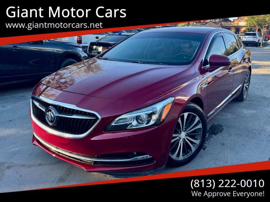 2018 Buick LaCrosse Image 1