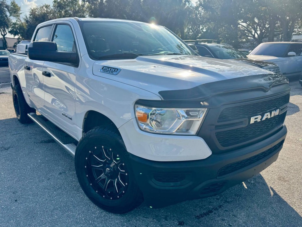 2019 RAM 1500 Image 3