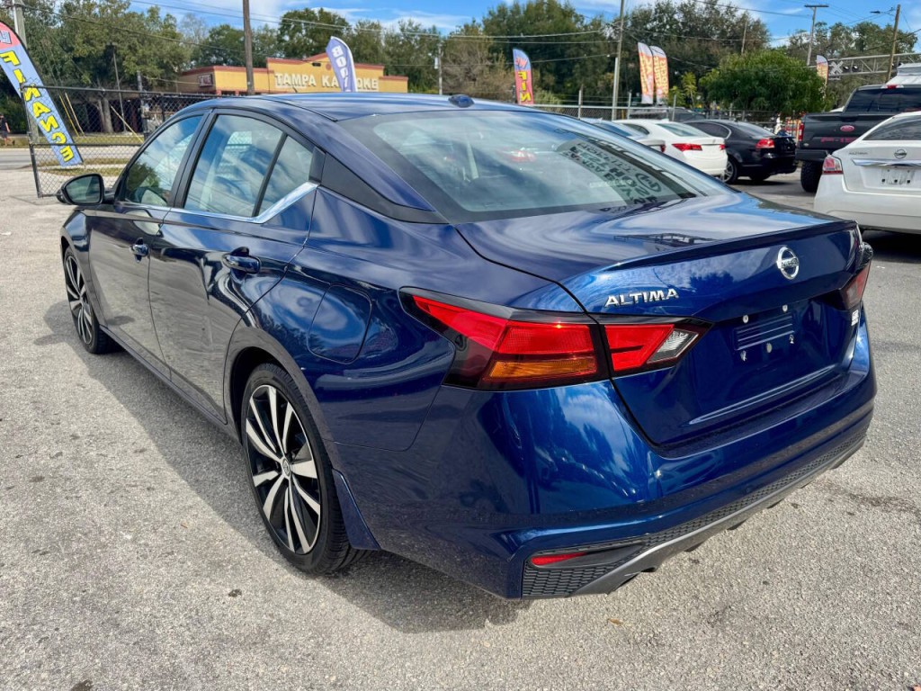 2019 Nissan Altima Image 5