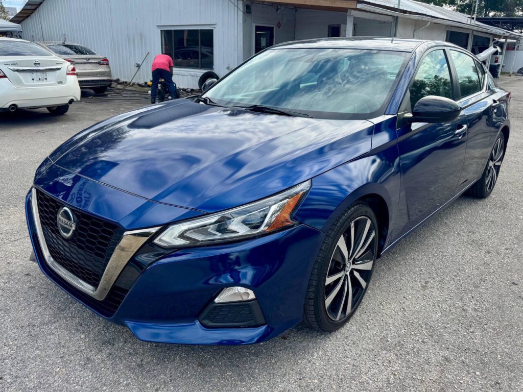 2019 Nissan Altima Image 11