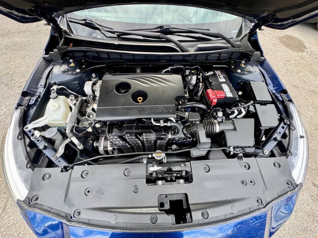 2019 Nissan Altima Image 12