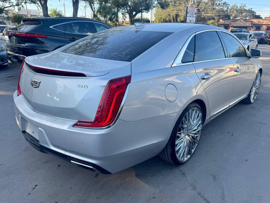 2018 Cadillac XTS Image 3