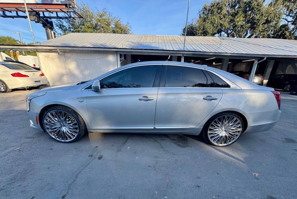 2018 Cadillac XTS Image 5