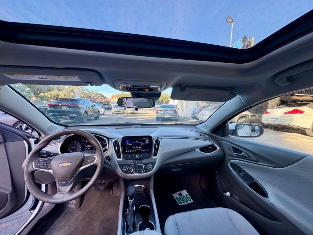 2024 Chevrolet Malibu Image 18