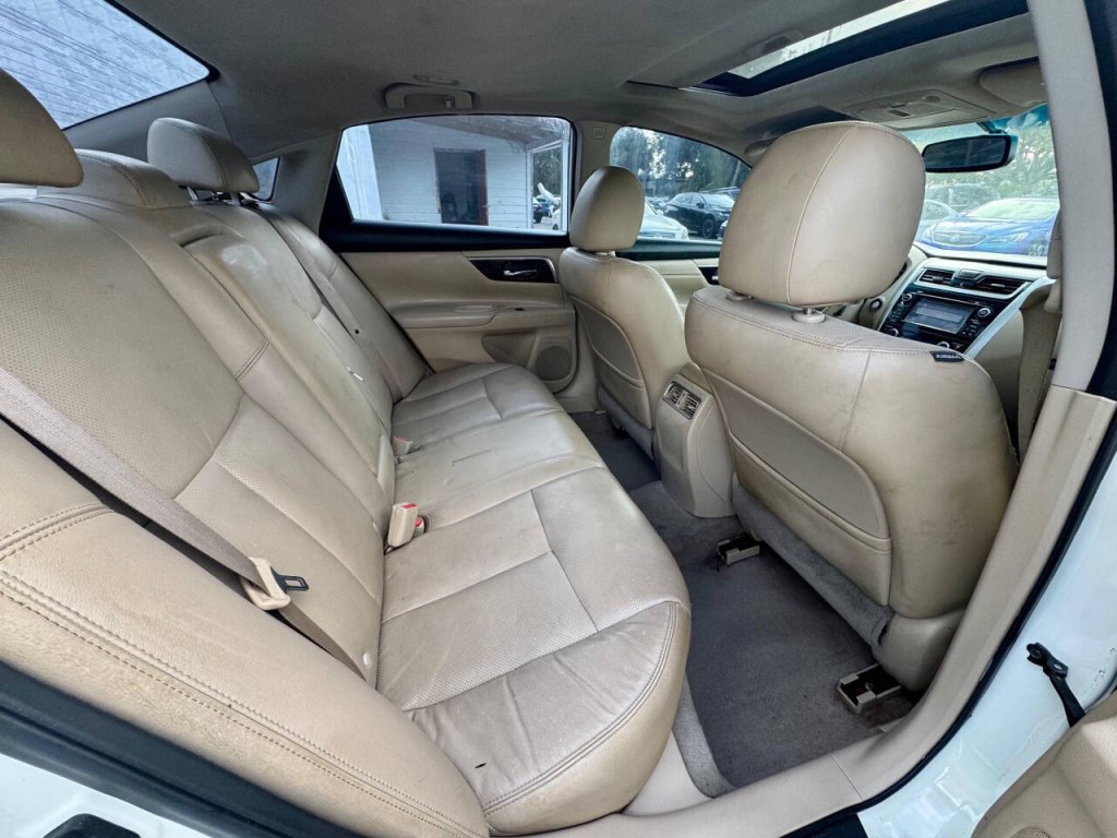 2014 Nissan Altima Image 17