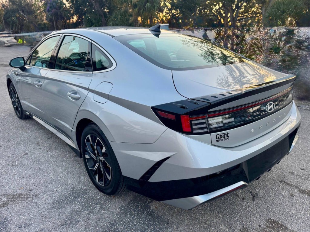 2025 Hyundai Sonata Image 5