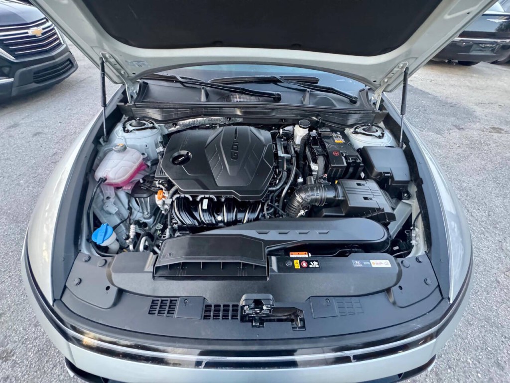 2025 Hyundai Sonata Image 12