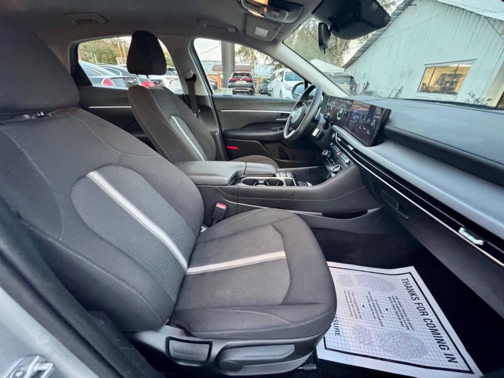 2025 Hyundai Sonata Image 16