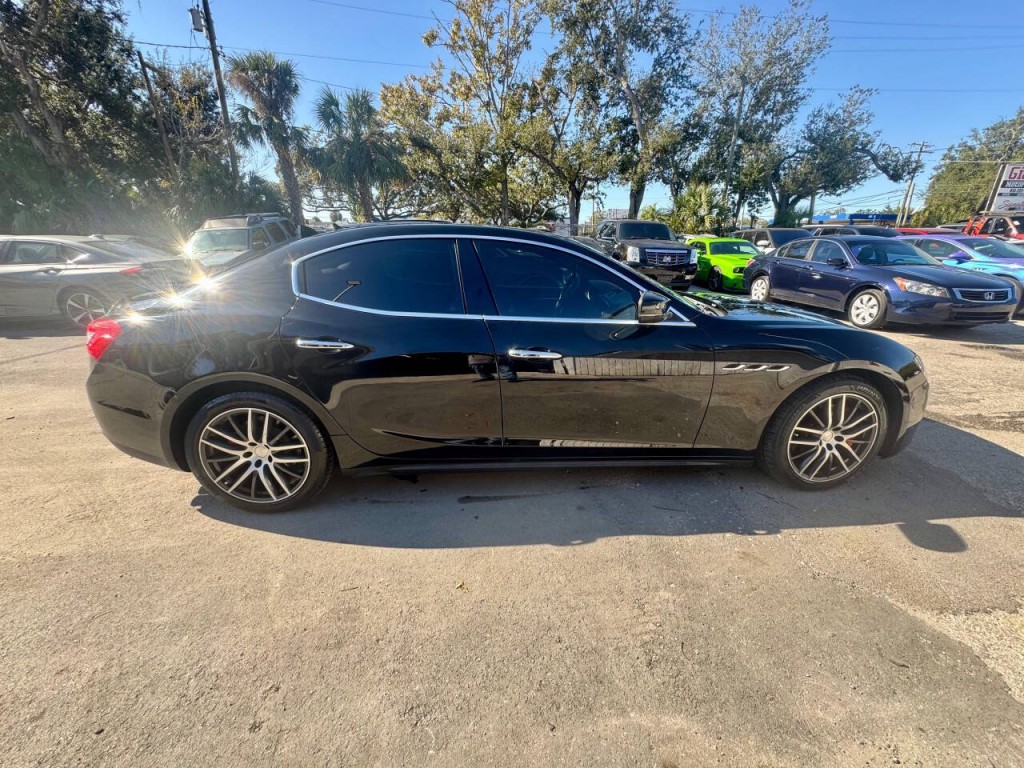 2017 Maserati Ghibli Image 7