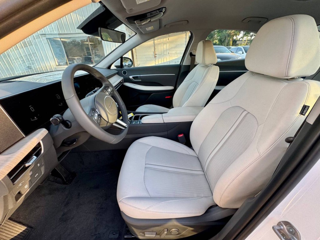 2024 Hyundai Sonata Image 18