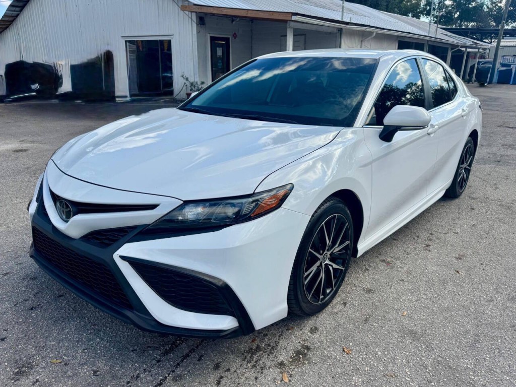 2023 Toyota Camry Image 11