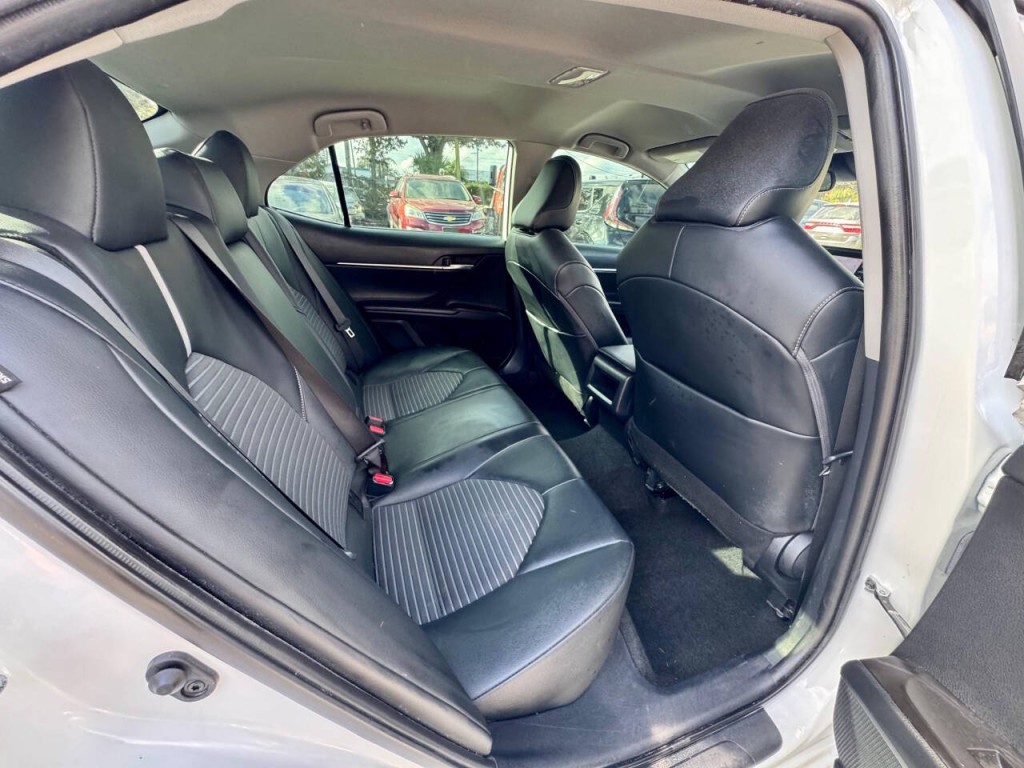 2023 Toyota Camry Image 17