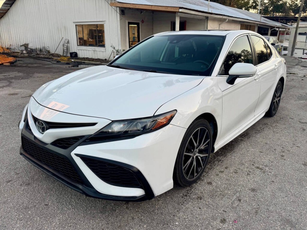 2021 Toyota Camry Image 11