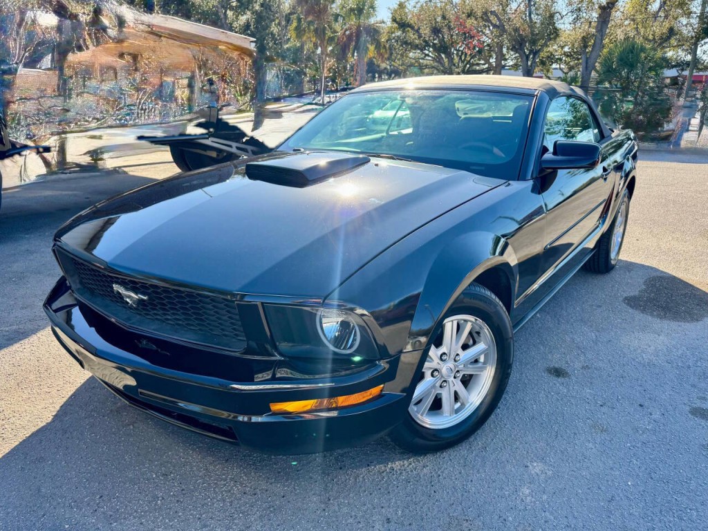 2007 Ford Mustang Image 3