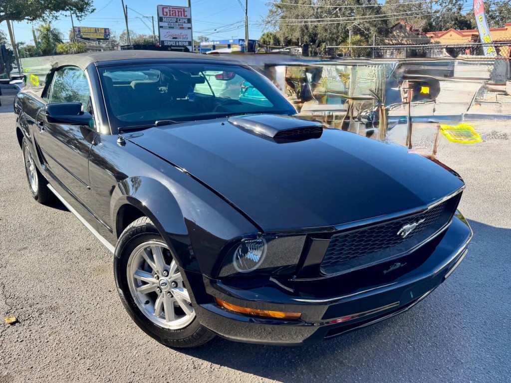 2007 Ford Mustang Image 5