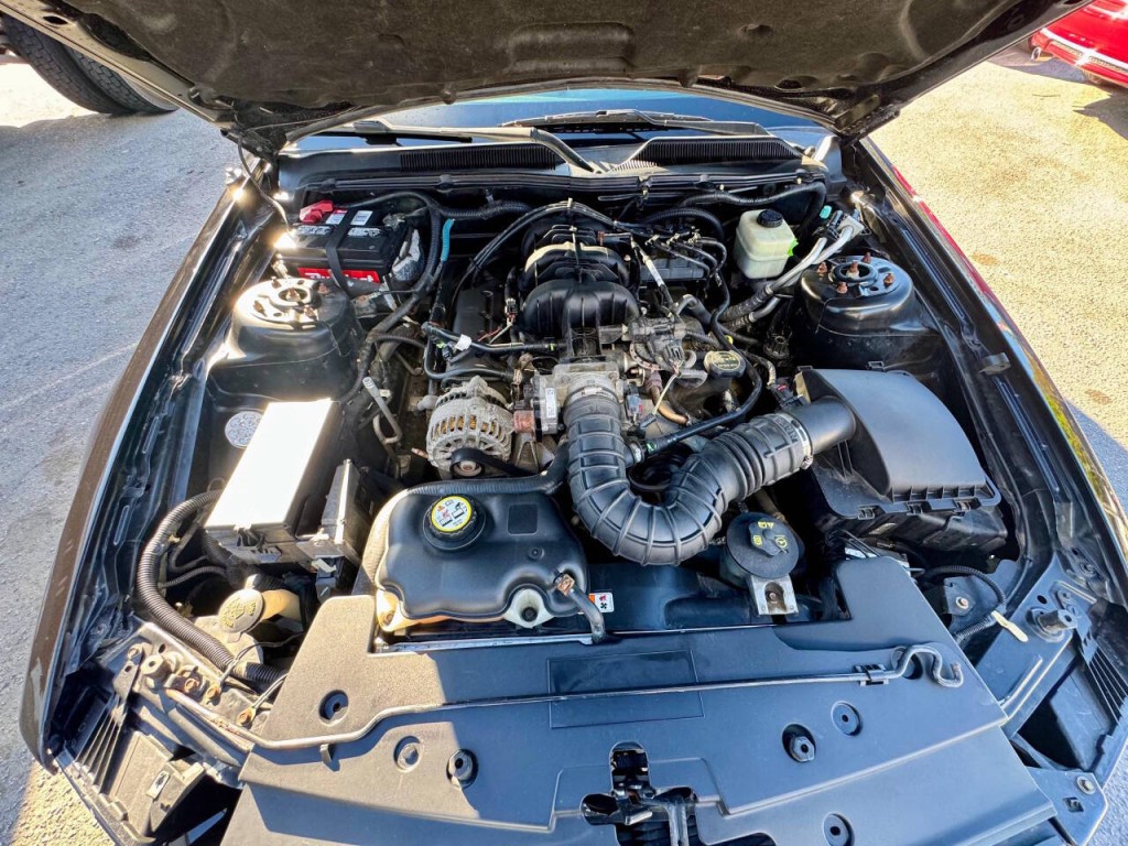 2007 Ford Mustang Image 13