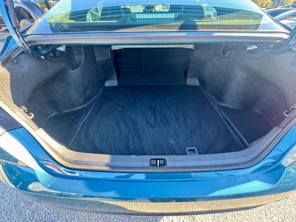 2025 Toyota Camry Image 12