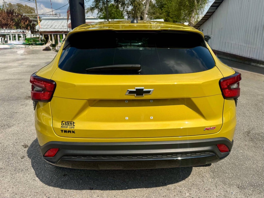2024 Chevrolet Trax Image 8