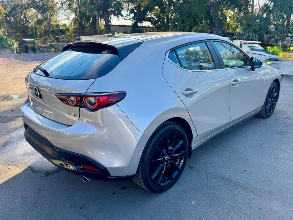 2024 Mazda Mazda3 Image 4