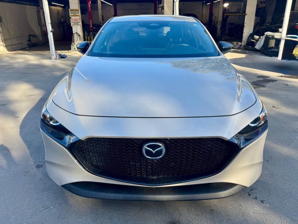 2024 Mazda Mazda3 Image 8