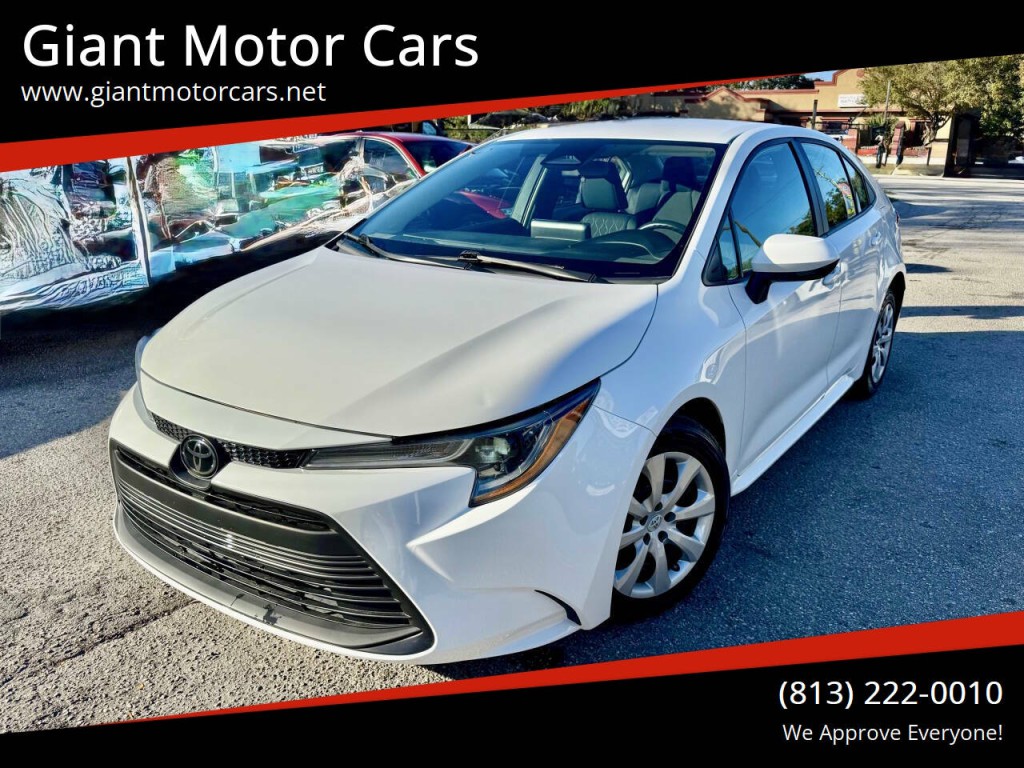 2023 Toyota Corolla Image 1