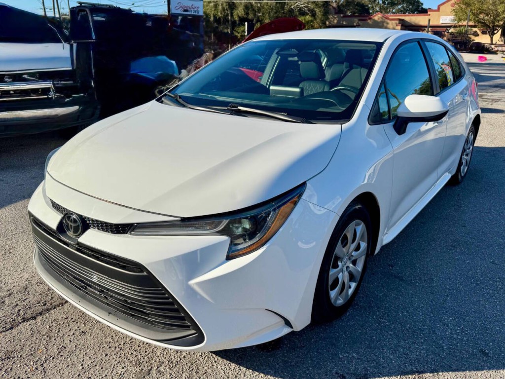 2023 Toyota Corolla Image 11