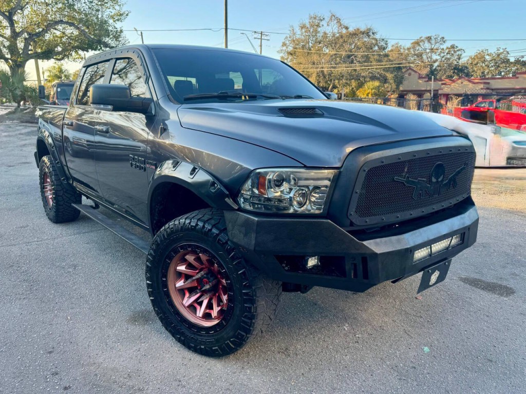2017 RAM 1500 Image 3