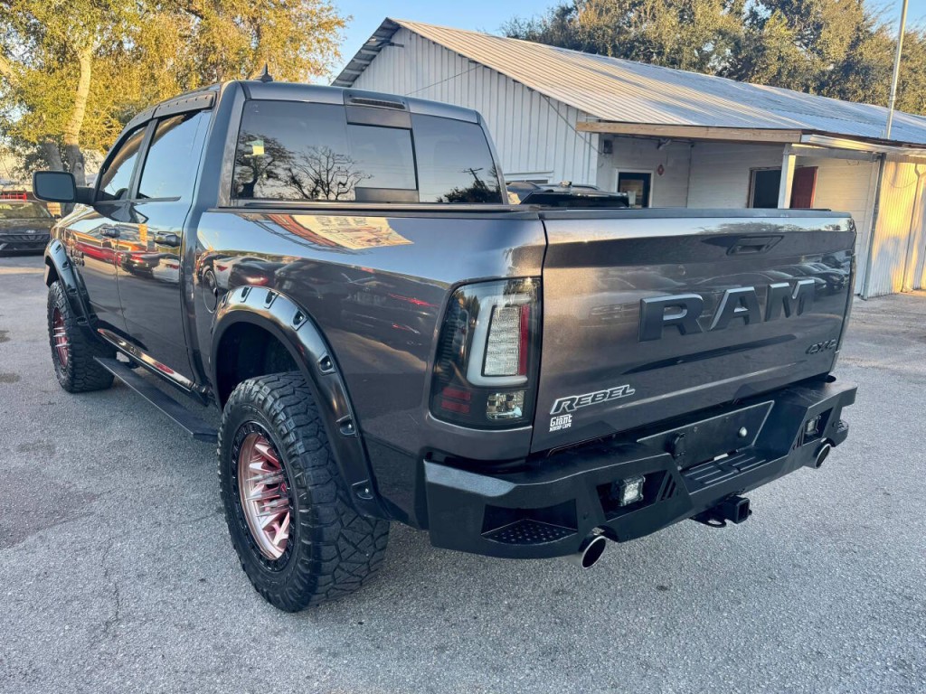 2017 RAM 1500 Image 4