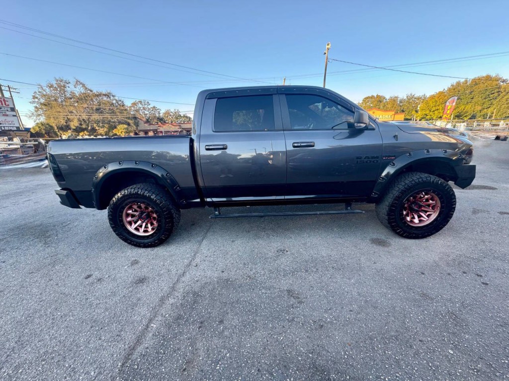 2017 RAM 1500 Image 7