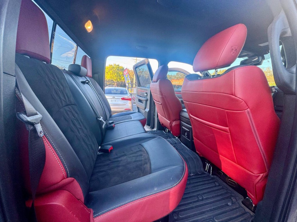 2017 RAM 1500 Image 18