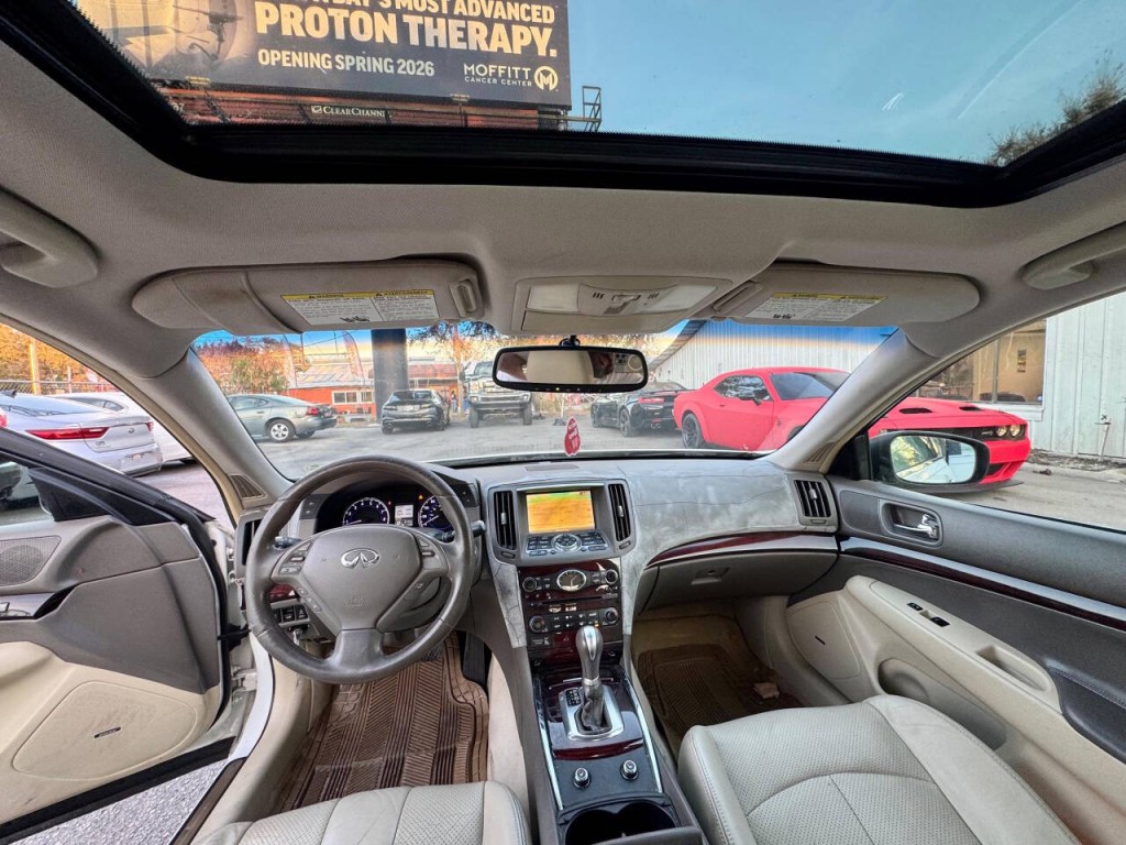 2010 INFINITI G37 Image 18