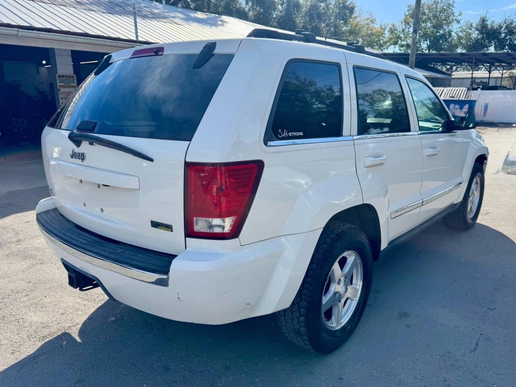 2007 Jeep Grand Cherokee Image 5