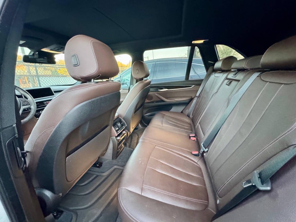 2018 BMW X5 Image 15
