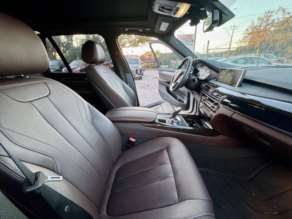 2018 BMW X5 Image 16