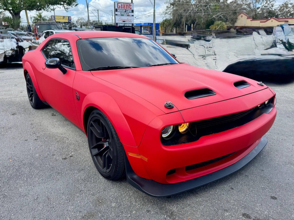 2019 Dodge Challenger Image 10