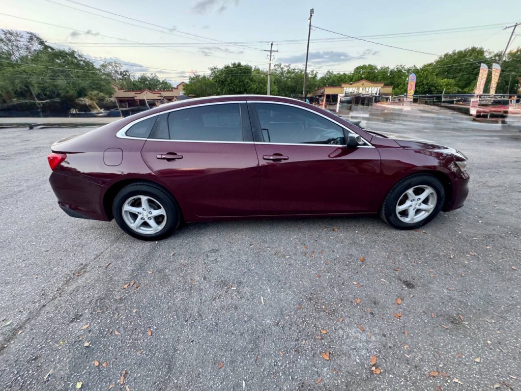 2016 Chevrolet Malibu Image 7