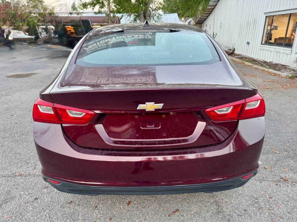 2016 Chevrolet Malibu Image 9