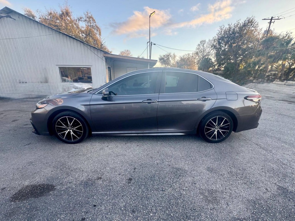 2023 Toyota Camry Image 6