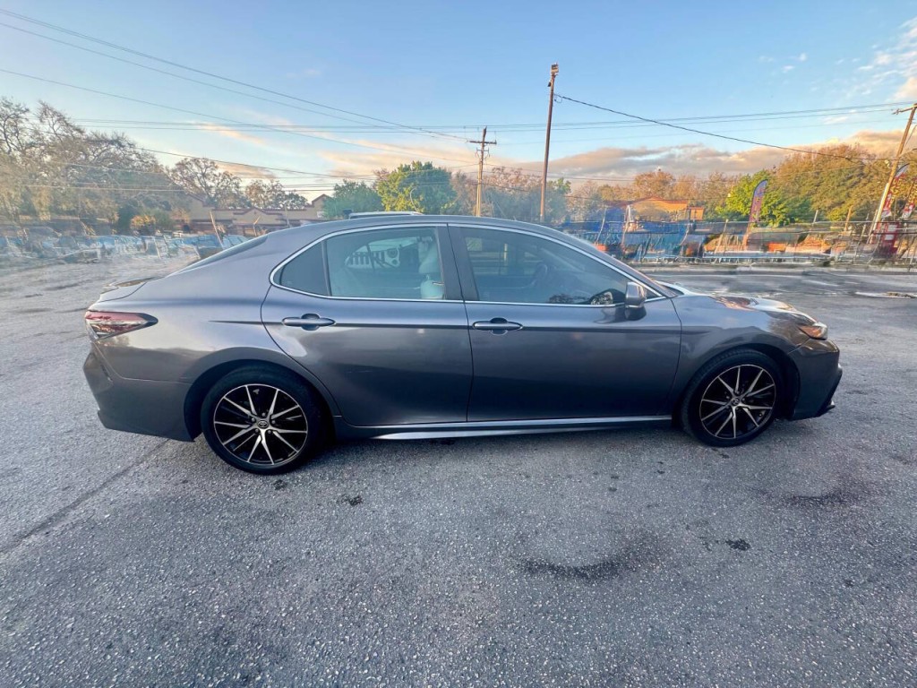 2023 Toyota Camry Image 7