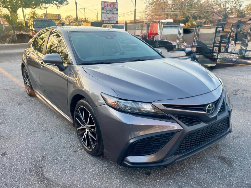 2023 Toyota Camry Image 10