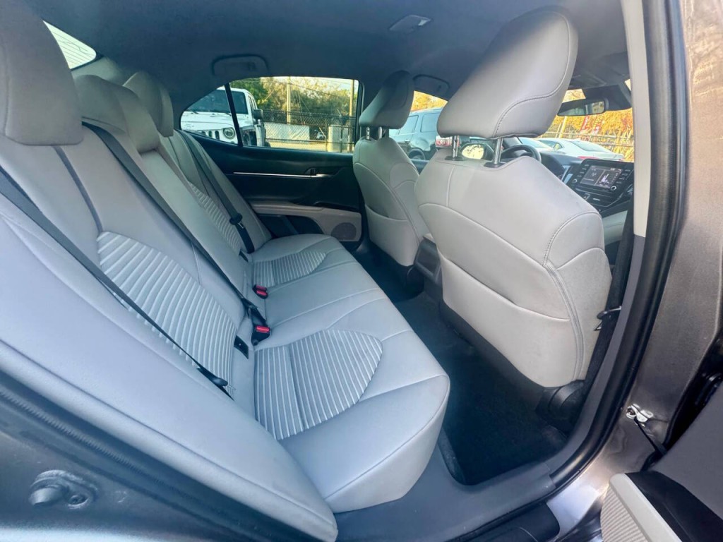 2023 Toyota Camry Image 14