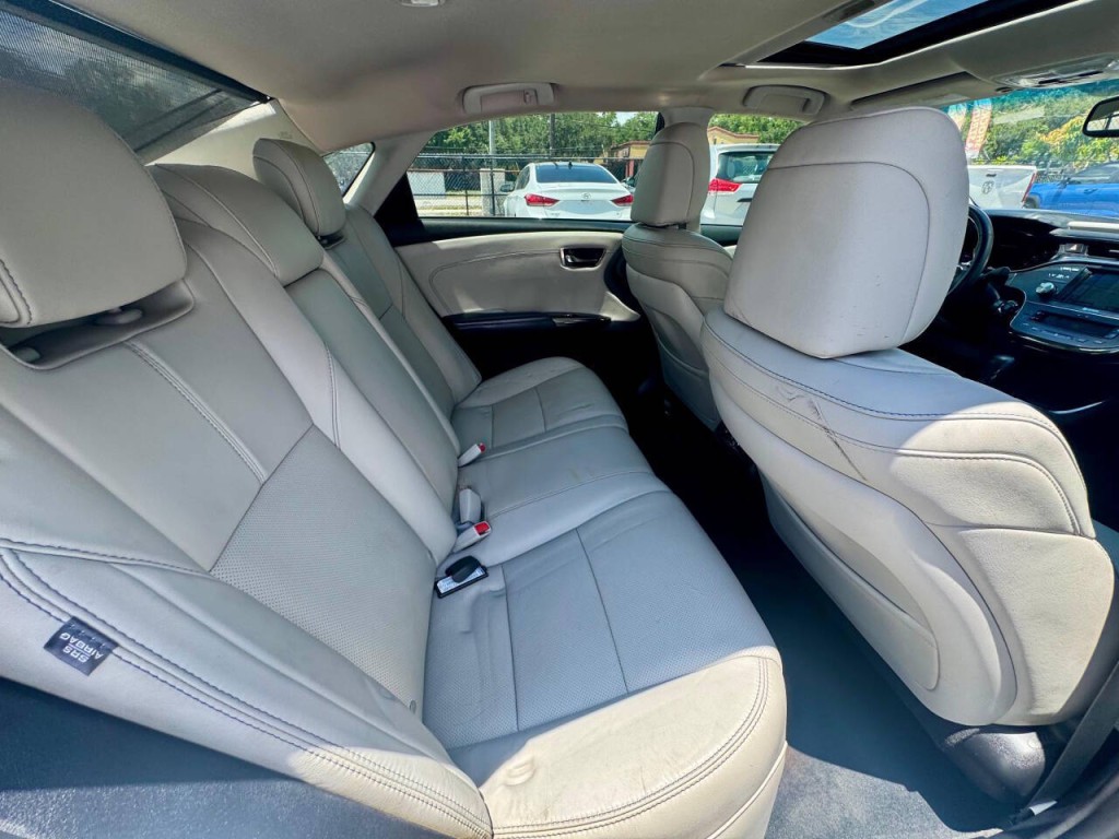 2014 Toyota Avalon Image 14