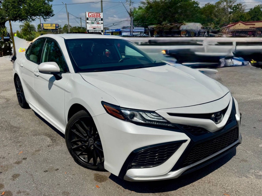 2024 Toyota Camry Image 3