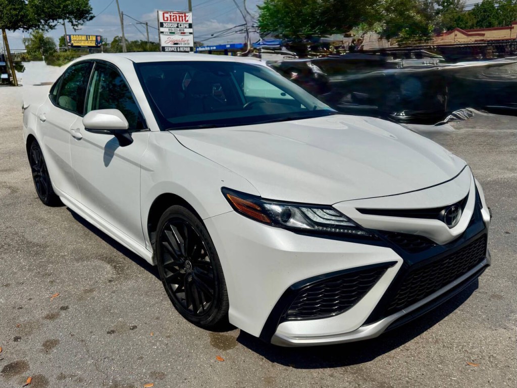 2024 Toyota Camry Image 10
