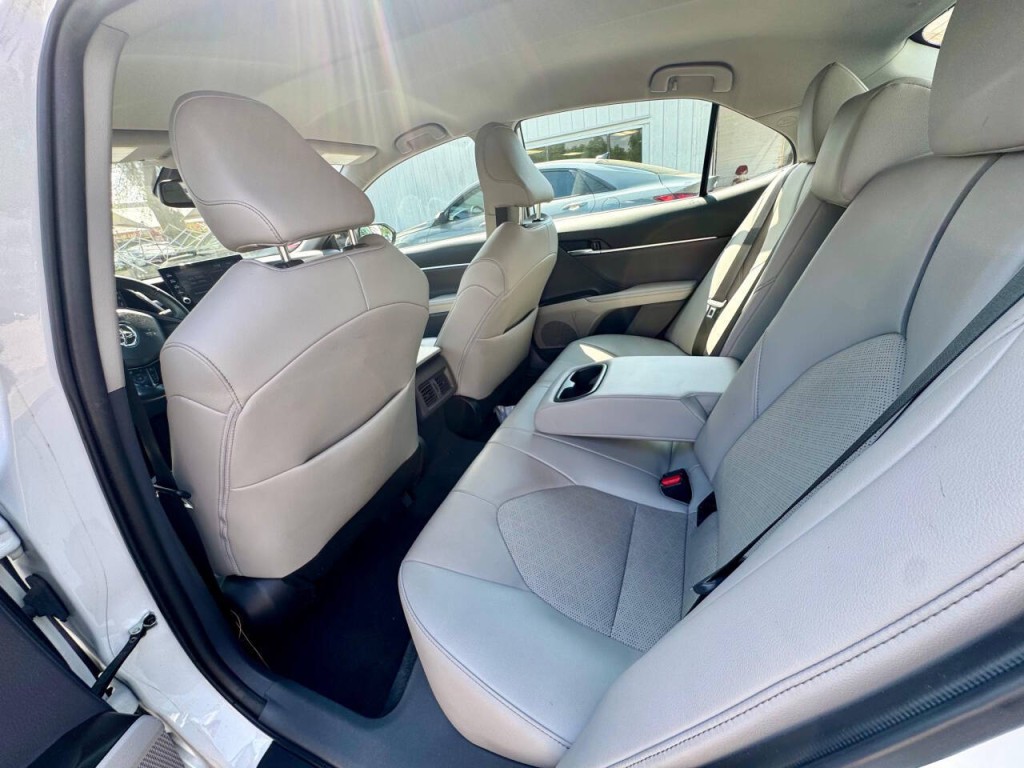 2024 Toyota Camry Image 16
