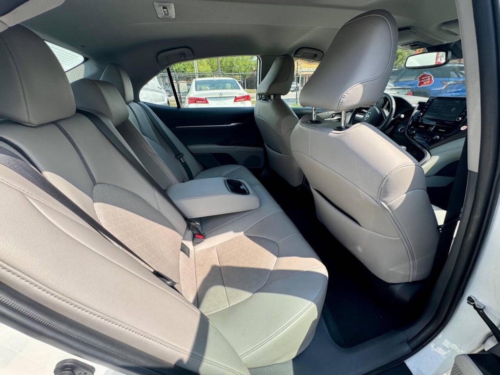 2024 Toyota Camry Image 17