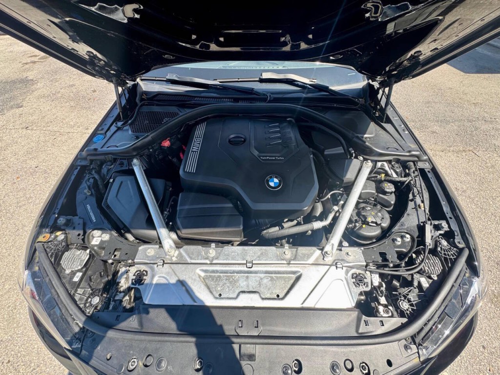 2024 BMW 4 Series Image 12